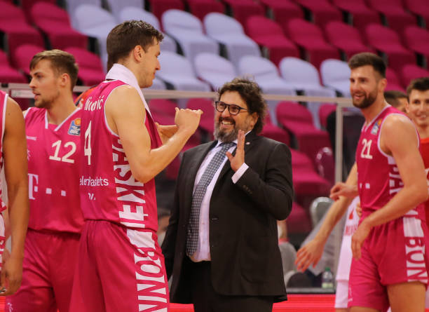 却差强人意 却差强人意