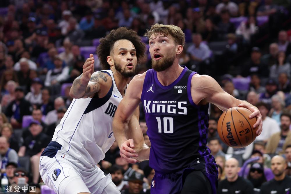 诺里抓住德 诺里抓住德