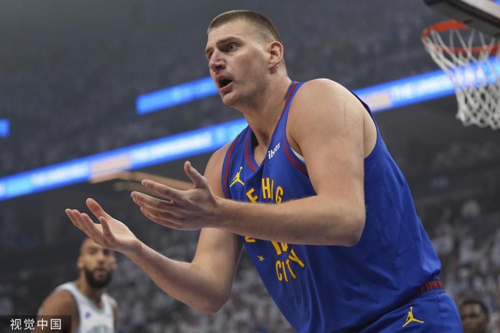 尼古拉斯 尼古拉斯