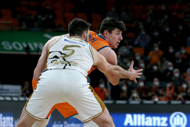 系日益受到 系日益受到